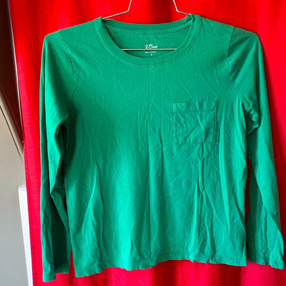 ⭐️3/$20 green J Crew long sleeve-medium